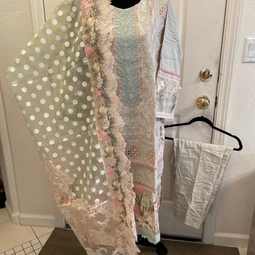 Pakistani/Indian 3 Piece Dress